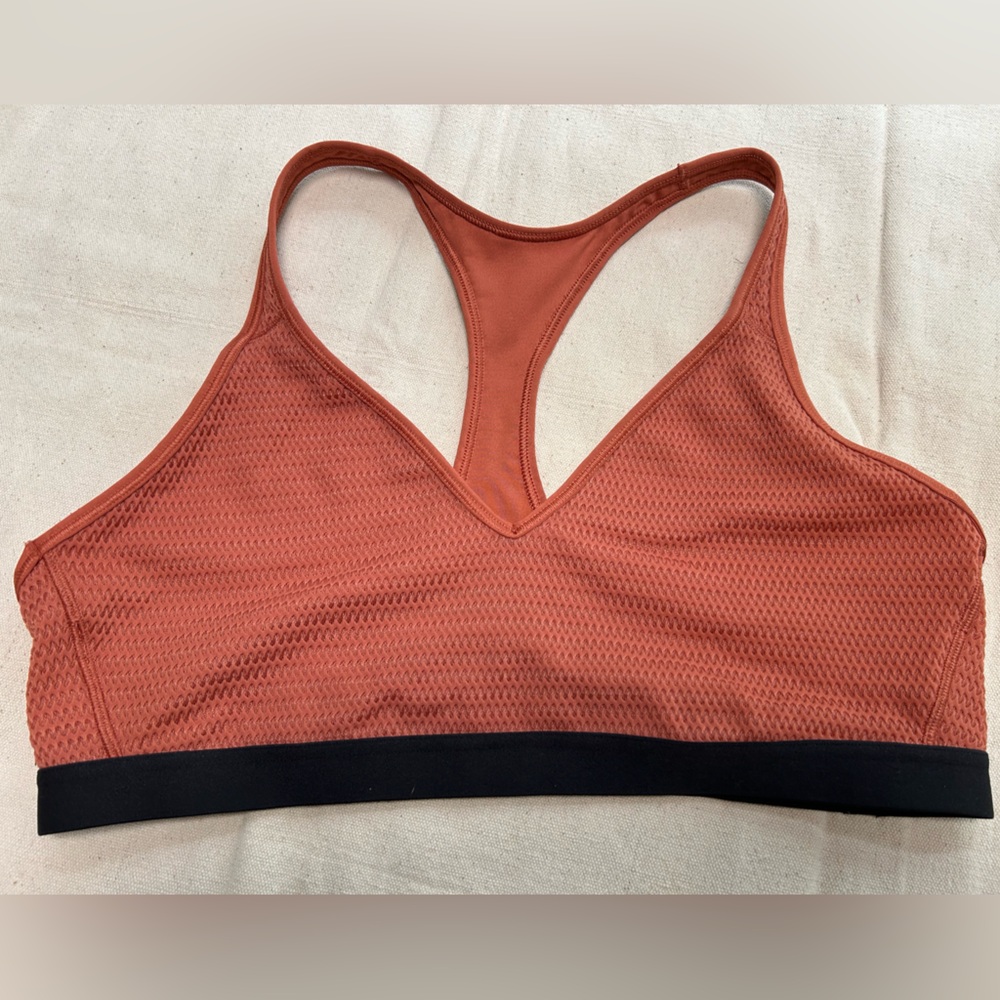 Victoria Sport Racerback “The Player”, XL, lined not padded. Rust not orange,blk